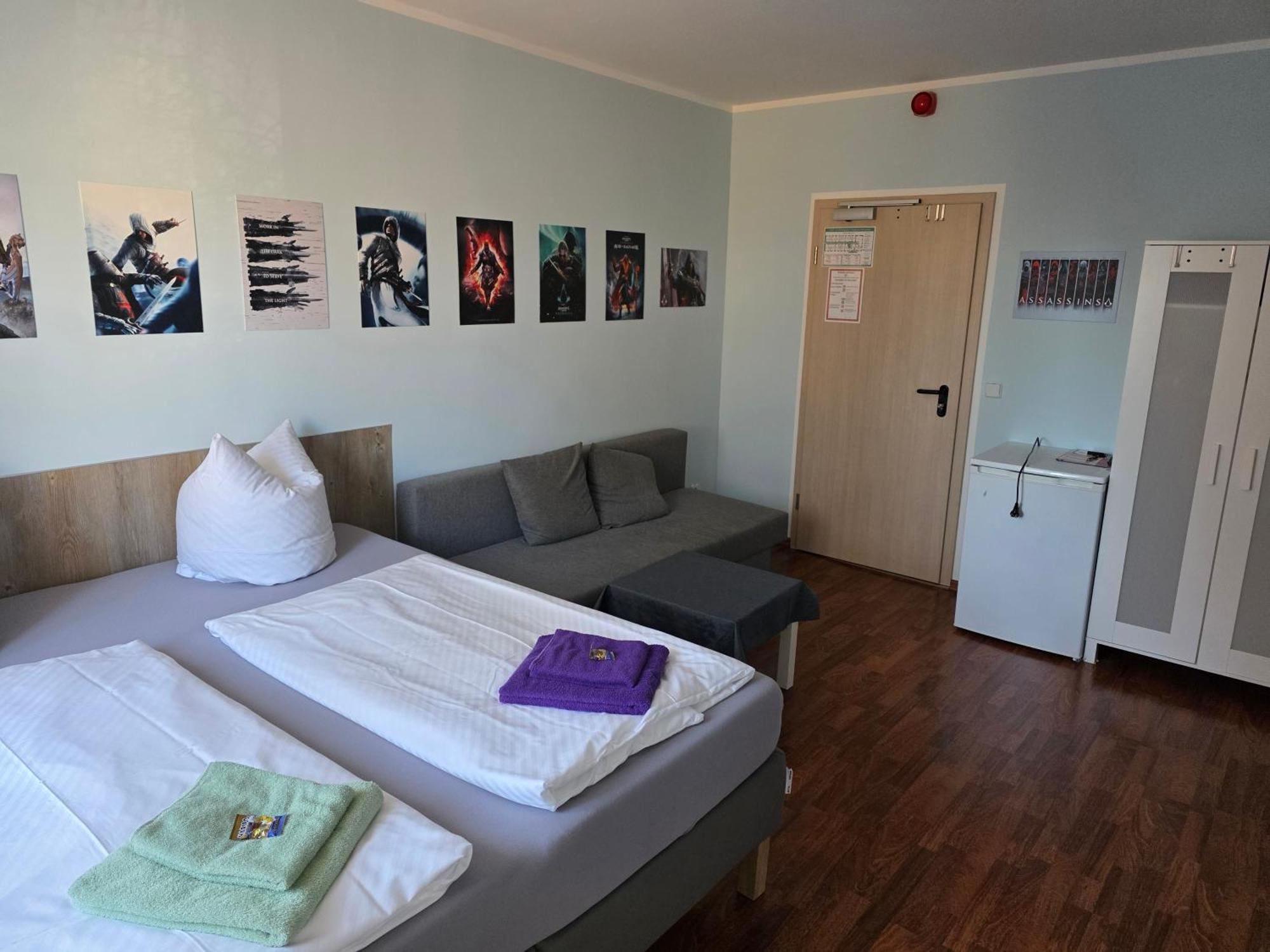 Pension Am Filmpark Потсдам Экстерьер фото